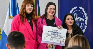 Santa Cruz conmemoró el Día Internacional de la Eliminación de la Violencia contra las Mujeres