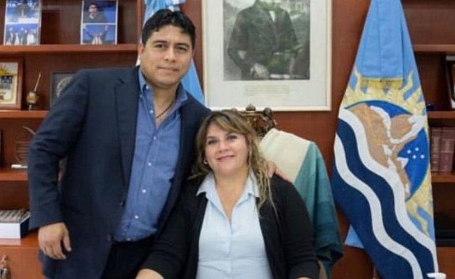 Claudio Vidal entregó $45.000.000 para la ampliación y terminación de la obra de gas