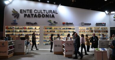 Arrancó la Feria del Libro en Buenos Aires: Santa Cruz dice presente en la edición número 50