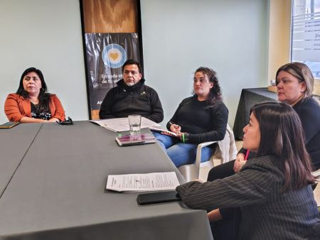 Desarrollo Social articuló acciones conjuntas para fortalecer políticas de niñez, adolescencia y sectores vulnerables en Río Turbio y 28 de Noviembre