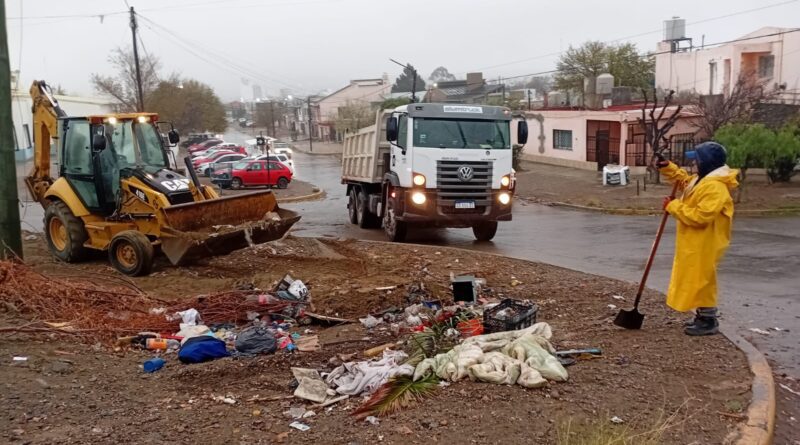 Municipio intensifica tareas de limpieza y prevención ante las condiciones climáticas