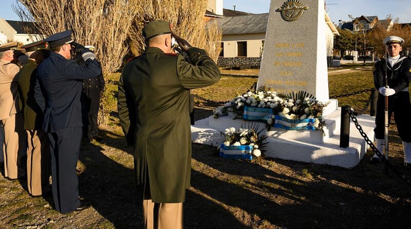 A 44 años del hundimiento del ARA General Belgrano, Santa Cruz rindió homenaje a los caídos y reafirmó su compromiso con la soberanía