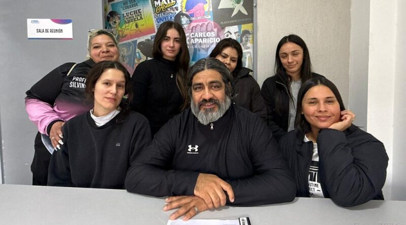 Docentes municipales cuestionan normativa sobre pago de títulos