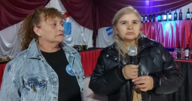 El Centro de Residentes Riojanos celebró los 435 años de La Rioja con una muestra cultural y gastronómica en Caleta Olivia