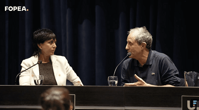 Récord de ataques a la prensa desde el poder: el Foro de Periodismo Argentino (FOPEA) presentó el Informe Anual de Monitoreo 2025.
