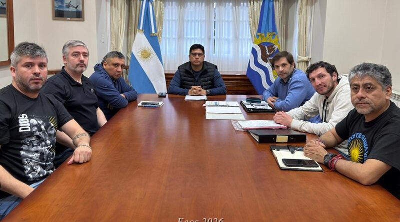 Vidal acordó con los gremios de YCRT inversiones estratégicas para fortalecer la sustentabilidad energética de la Cuenca Carbonífera
