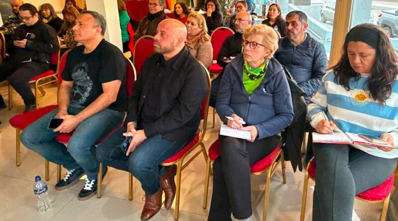 Mar de oportunidades: Pensar el futuro de Caleta Olivia desde el Mar