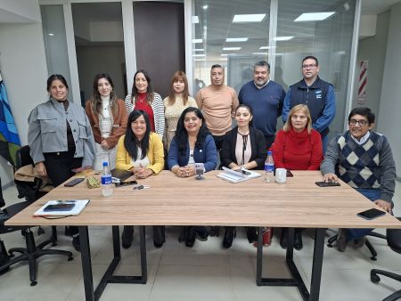 Caleta Olivia: El Gobierno de Santa Cruz fortalece la presencia territorial con una jornada de trámites y servicios en los barrios