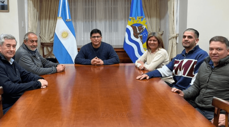 “Santa Cruz seguirá defendiendo el trabajo y un verdadero federalismo”, afirmó Claudio Vidal tras reunirse con Héctor Daer