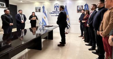 Pablo Carrizo tomó juramento a los nuevos secretarios de Gobierno y Planificación