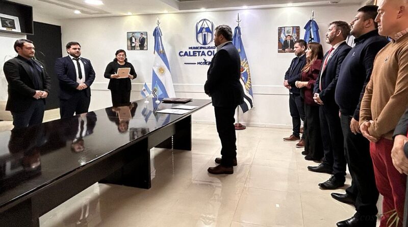 Pablo Carrizo tomó juramento a los nuevos secretarios de Gobierno y Planificación