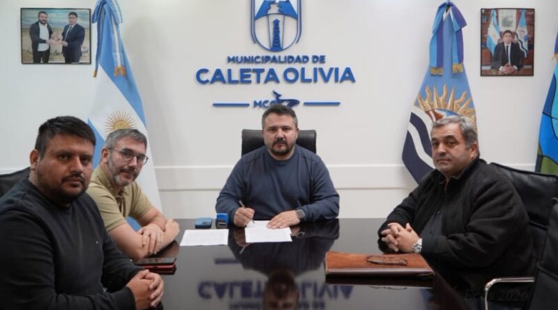 La municipalidad de Caleta Olivia alcanzó un acuerdo con SOEMCO y se levanta la medida de fuerza