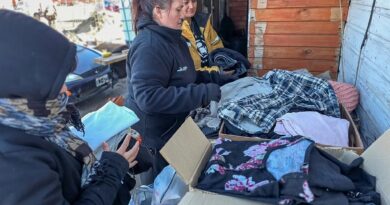 «Manos que Abrigan» llegó al barrio Altos del Bicentenario con asistencia y acompañamiento a las familias