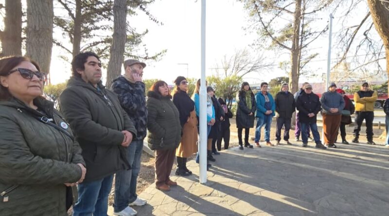 Militantes peronistas homenajearon a Evita en Caleta Olivia y llamaron a fortalecer el movimiento justicialista