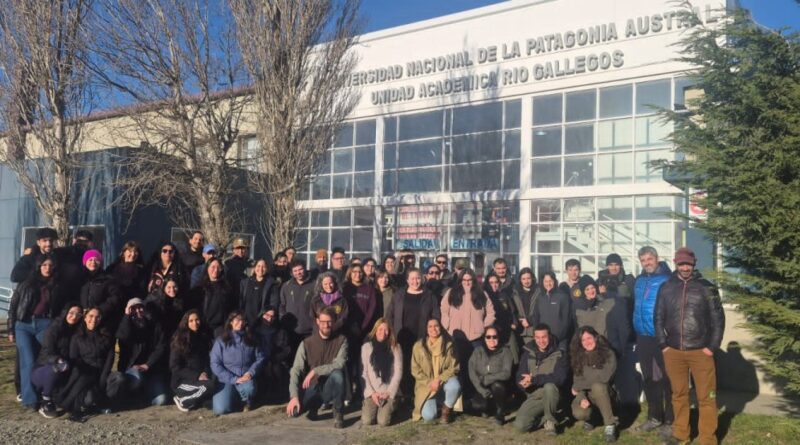 Personal de Áreas Protegidas y Fauna se capacitó en el uso de cámaras trampa