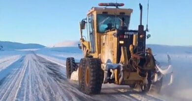 Despejan nieve acumulada en rutas de la cuenca carbonífera