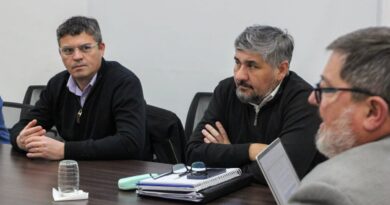 Uribe destacó el acuerdo salarial: “Desde el sindicato entienden y valoran la predisposición del gobierno”