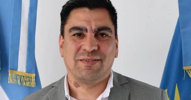 Aparicio presentó un proyecto para repudiar la designación de Fernando Españón y pidió el pronunciamiento de los cuerpos legislativos de Santa Cruz