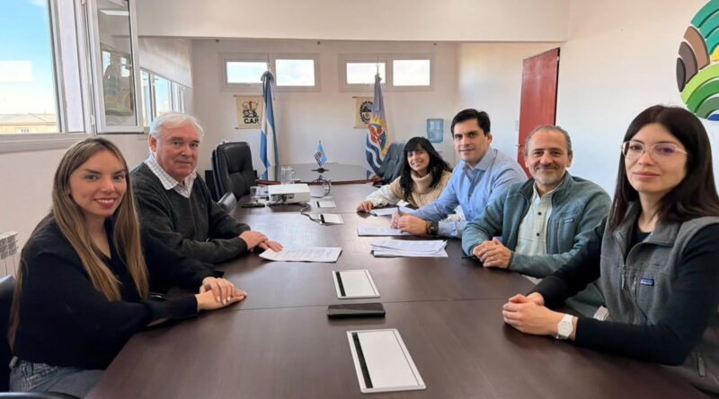 El CAP y Ambiente Sur renuevan acuerdos para fortalecer la conservación de la biodiversidad en Santa Cruz