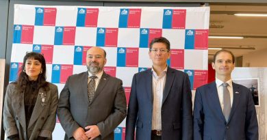 Santa Cruz participó de la “Jornada Minera de Magallanes” en Punta Arenas