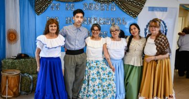 Recuerdos Compartidos celebró el Día Nacional del Folclore