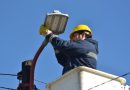 Continúan con la colocación y reemplazo de luminarias en diferentes sectores de la ciudad peritense