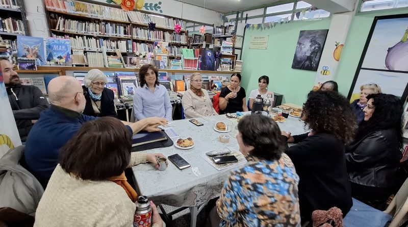 La Municipalidad acompañó el encuentro por el Día del Inmigrante en la Biblioteca El Mirador