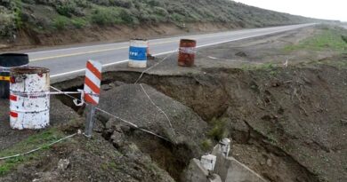 El temporal de lluvia causo desmoronamiento en la zona de La Lobería