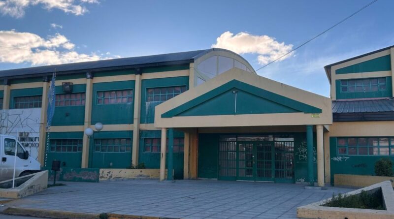 La Municipalidad acercó talleres sobre juventudes y derechos a estudiantes del EICO N°1