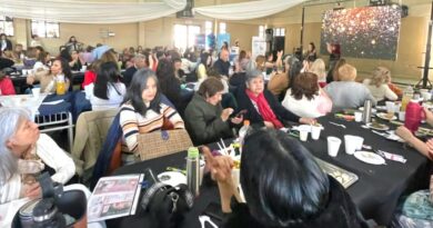 Más de 300 jubilados participaron del Mate Bingo de la CPS Más de 300 jubilados participaron del Mate Bingo de la CPS