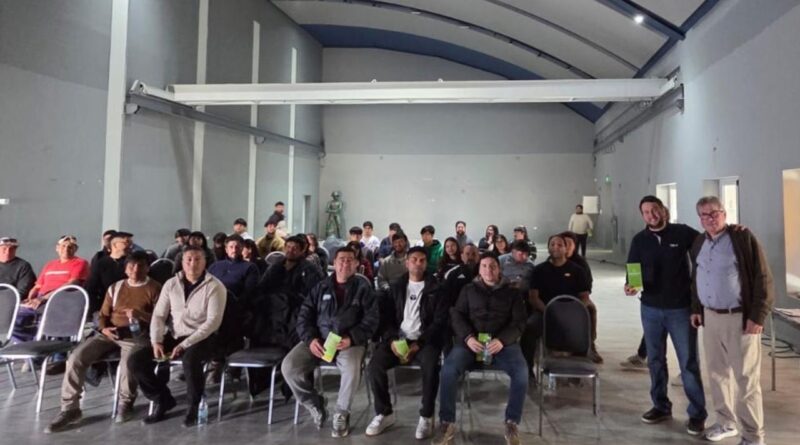 Personal municipal participó de una capacitación sobre prevención de daños en ductos enterrados