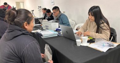 El Consulado Móvil y la Brigada SEGIP de Bolivia llegaron a Caleta Olivia