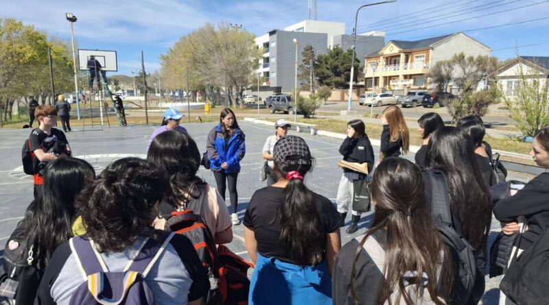 Turismo brindó el circuito Intermareal a estudiantes que impulsan proyecto con algas marinas