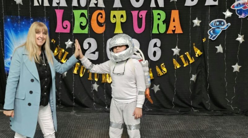Estudiantes de escuelas primarias formaron parte de la Maratón Nacional de Lectura con gran entusiasmo