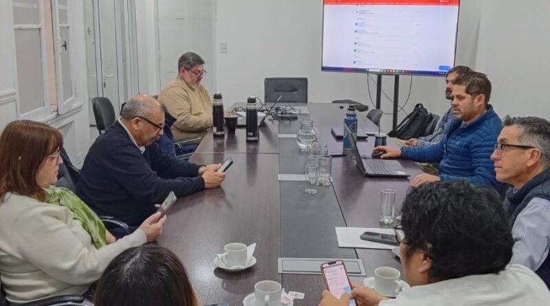 Sistema Integral de Gestión y Monitoreo de la Infraestructura Escolar: comenzará a funcionar desde este lunes en Santa Cruz