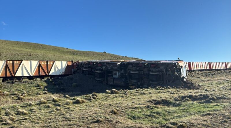 YCRT solicitó un peritaje para determinar las causas del descarrilamiento de una locomotora