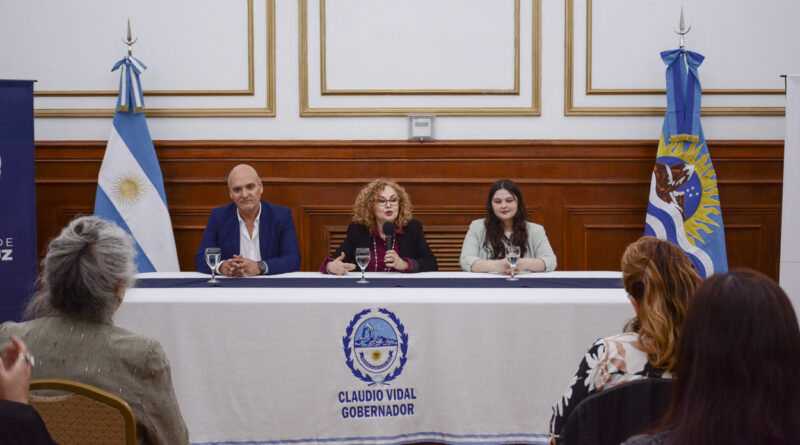 La Provincia fortaleció la formación de voluntarios para la prevención y el acompañamiento comunitario