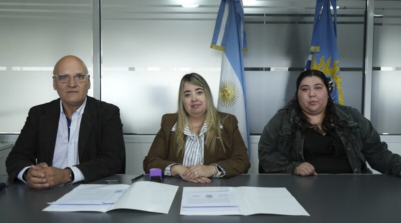 Santa Cruz firmó su primer protocolo de documentación para víctimas de trata