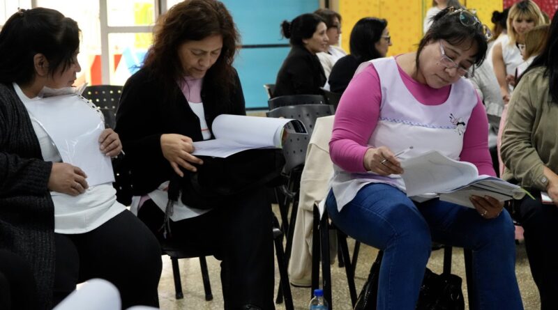El CPE analiza resultados de evaluaciones para mejorar los aprendizajes en Santa Cruz El CPE analiza resultados de evaluaciones para mejorar los aprendizajes en Santa Cruz