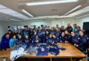 Vidal se reunió con los deportistas santacruceños y les entregó la nueva indumentaria para los Juegos de la Araucanía